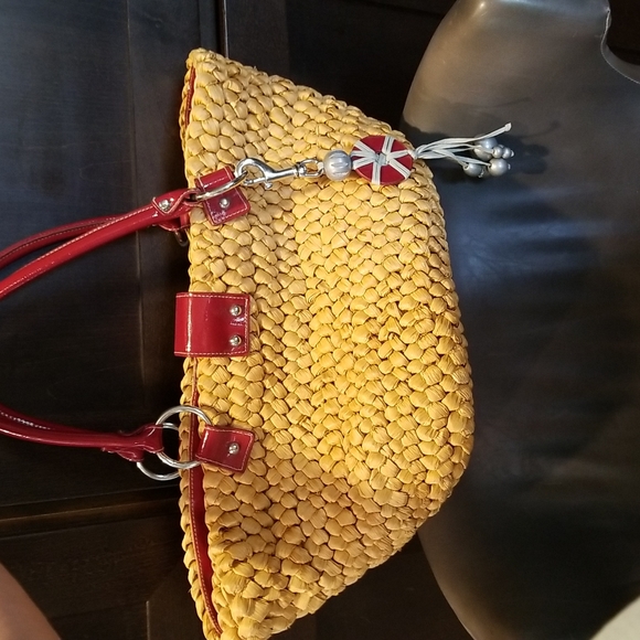 Summertime Straw and Red Patent Shoulder Bag by Kathy Von Zeeland - Picture 12 of 15